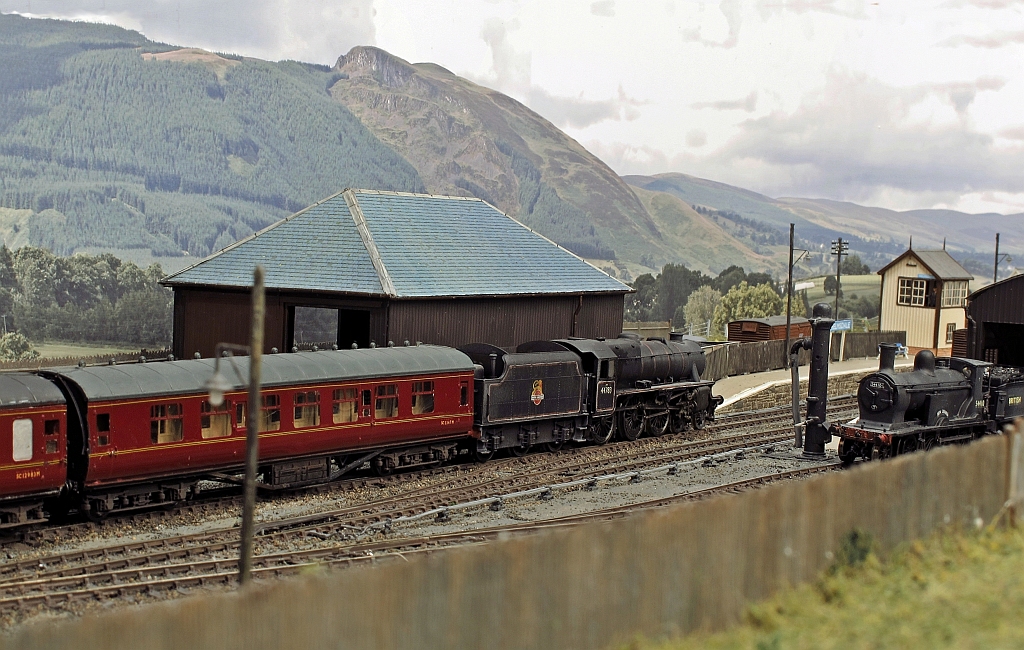 Richard Helmsdale Black 5